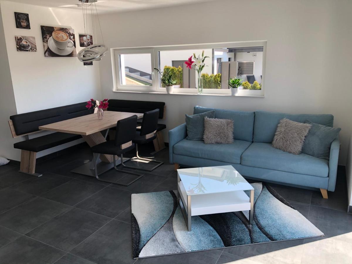 Moderne Ferienwohnung Mit Terrasse Und Garten Verwaltungsgemeinschaft Haldenwang 外观 照片